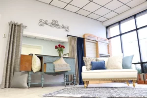 Front-office-window-with-rug-and-couch-1024x683 Front-office-window-with-rug-and-couch | Dehart Tile