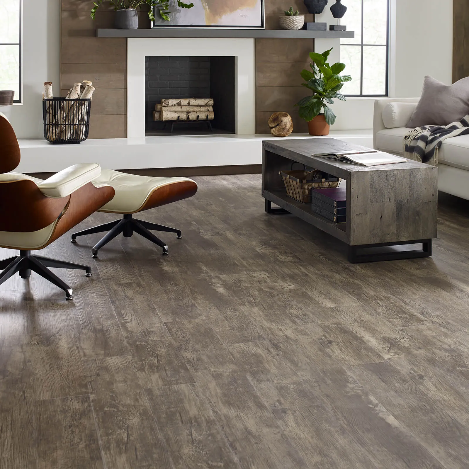 Luxury vinyl flooring | Dehart Tile